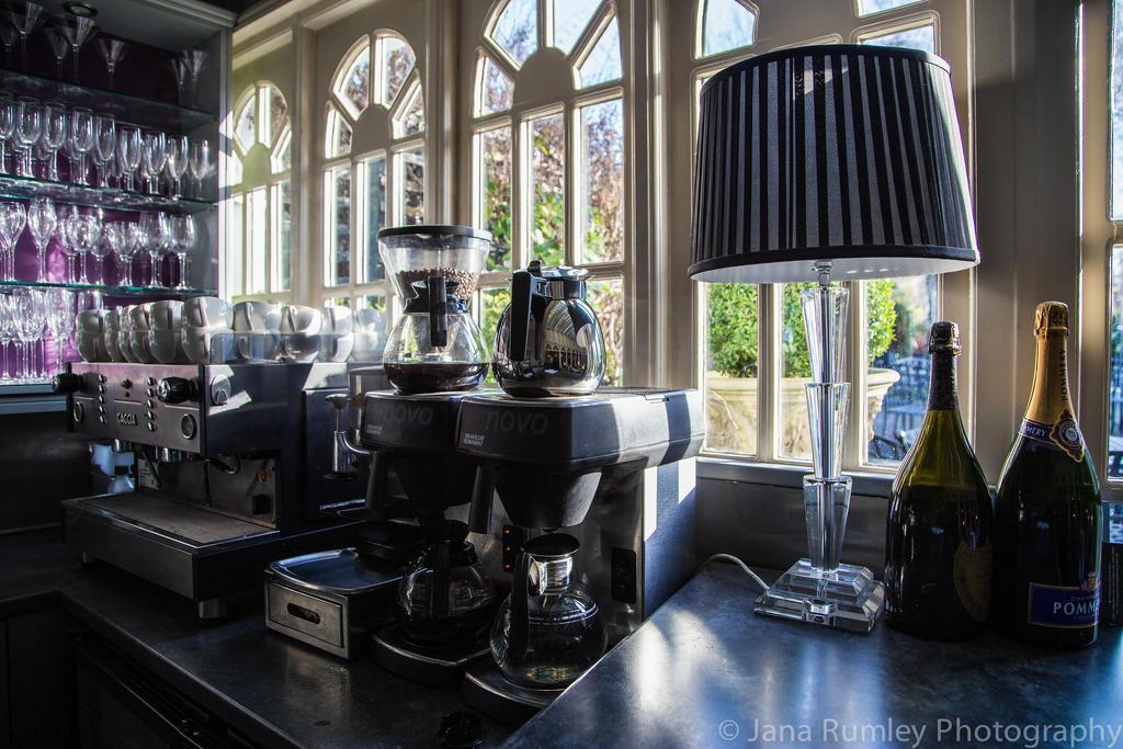 Lord Bute Hotel Christchurch  Ngoại thất bức ảnh